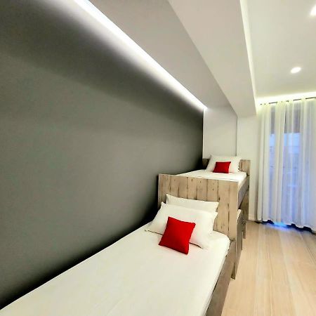 סרנדה Anis Apartments מראה חיצוני תמונה
