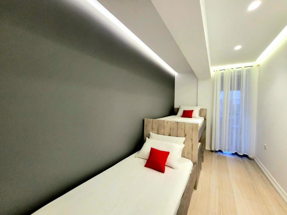 סרנדה Anis Apartments מראה חיצוני תמונה