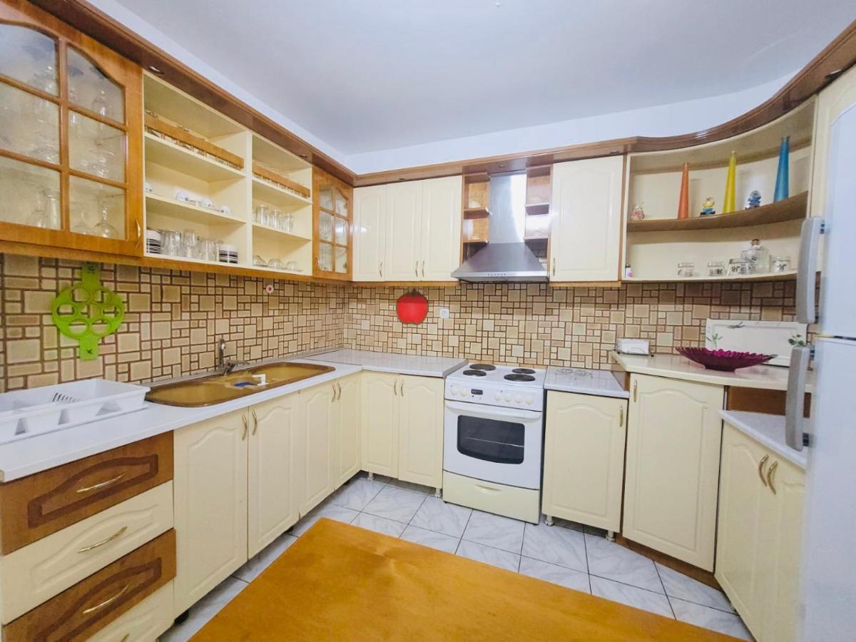 סרנדה Anis Apartments מראה חיצוני תמונה